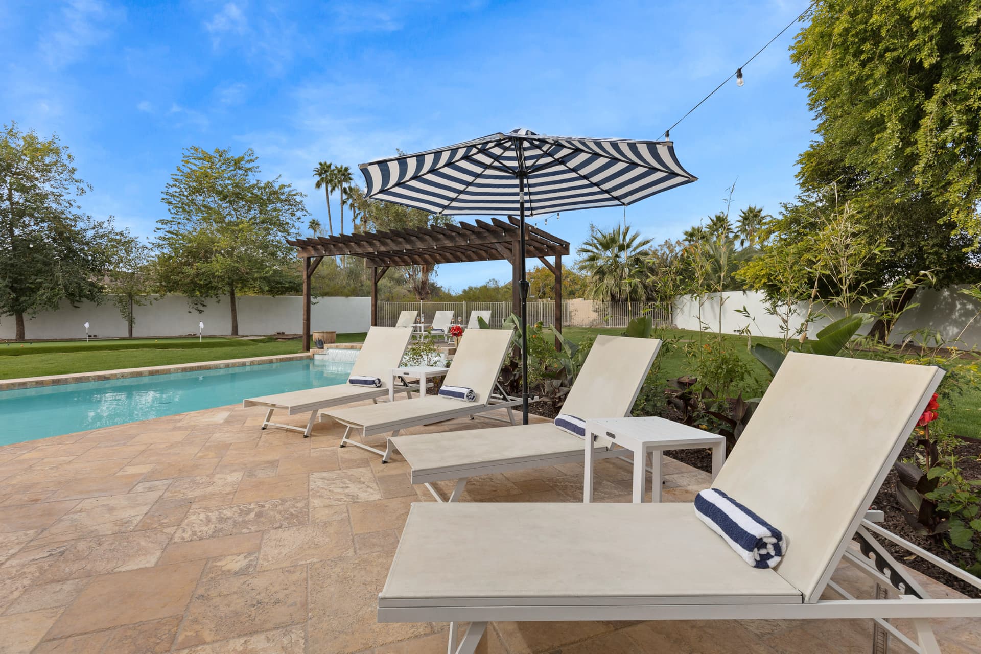 Farrier Manor - Image 6