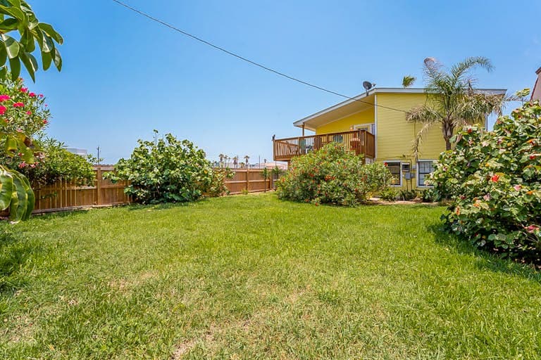 Déjà Blue - Image 29