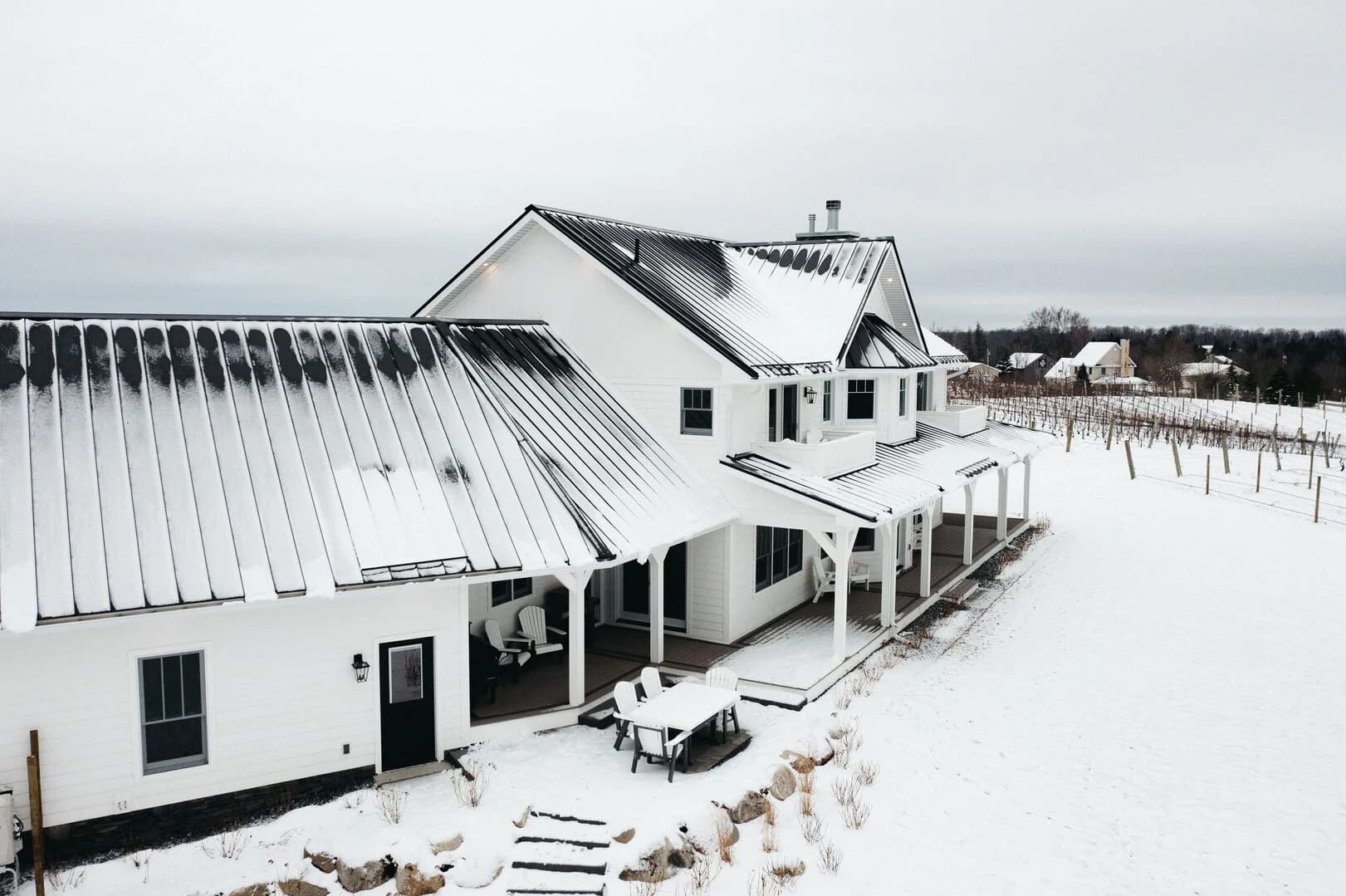 Ann Riley Farmhouse - Image 54