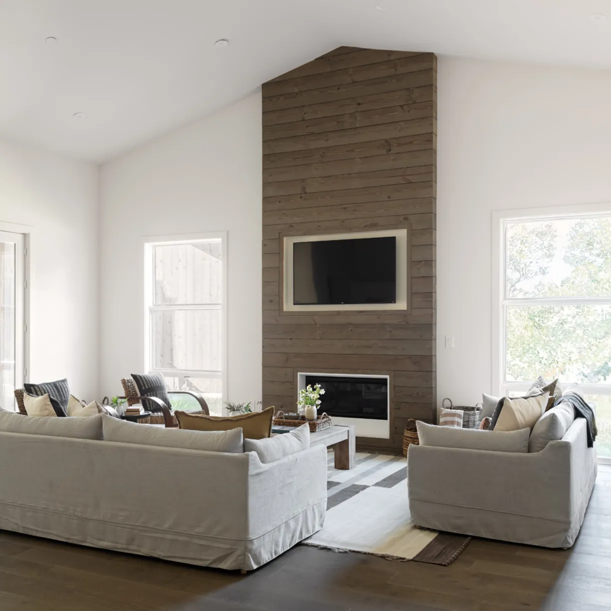 Syrah House - Image 5