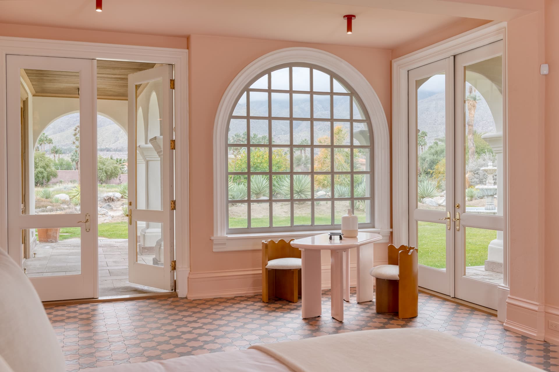 Pond Estate - Image 39