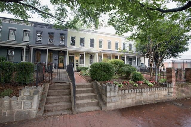 Capitol Comfort - Image 58