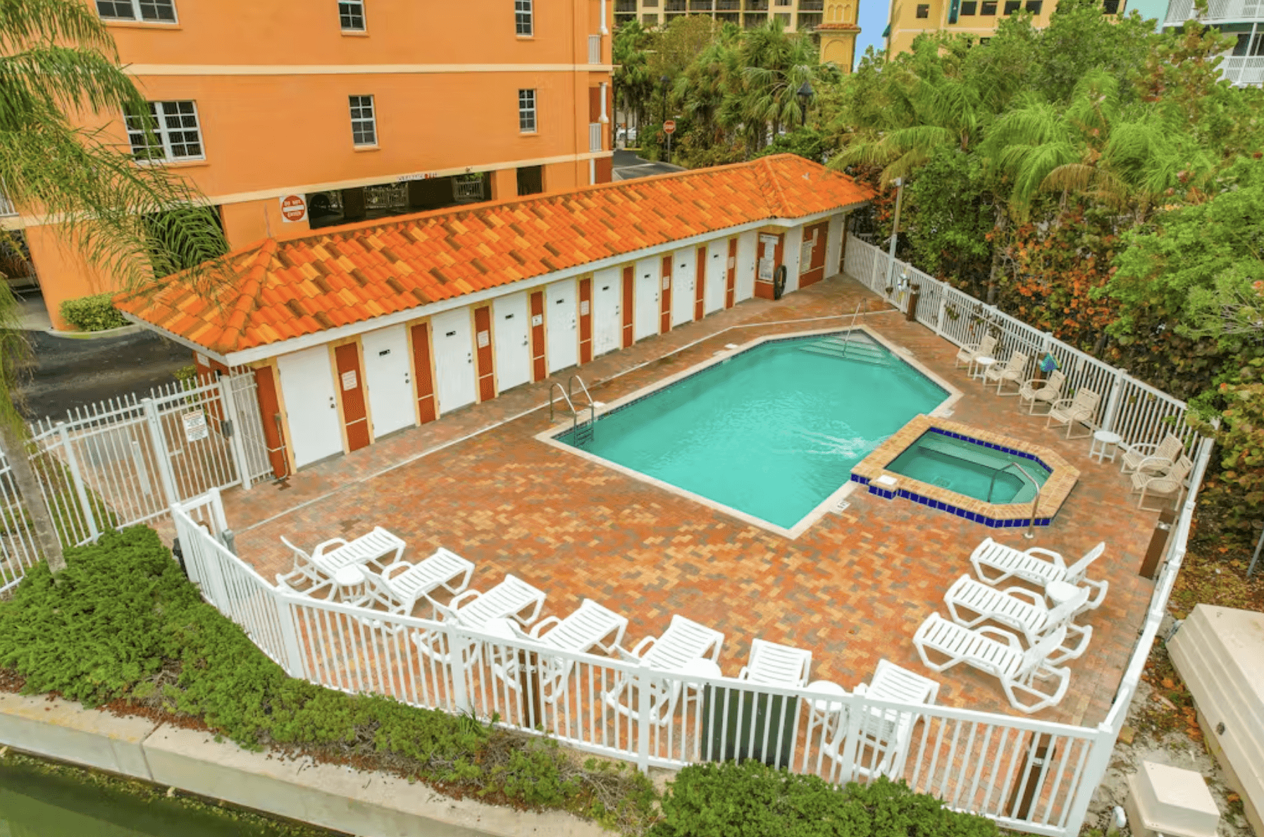 Harborview Grande Residence - Image 5