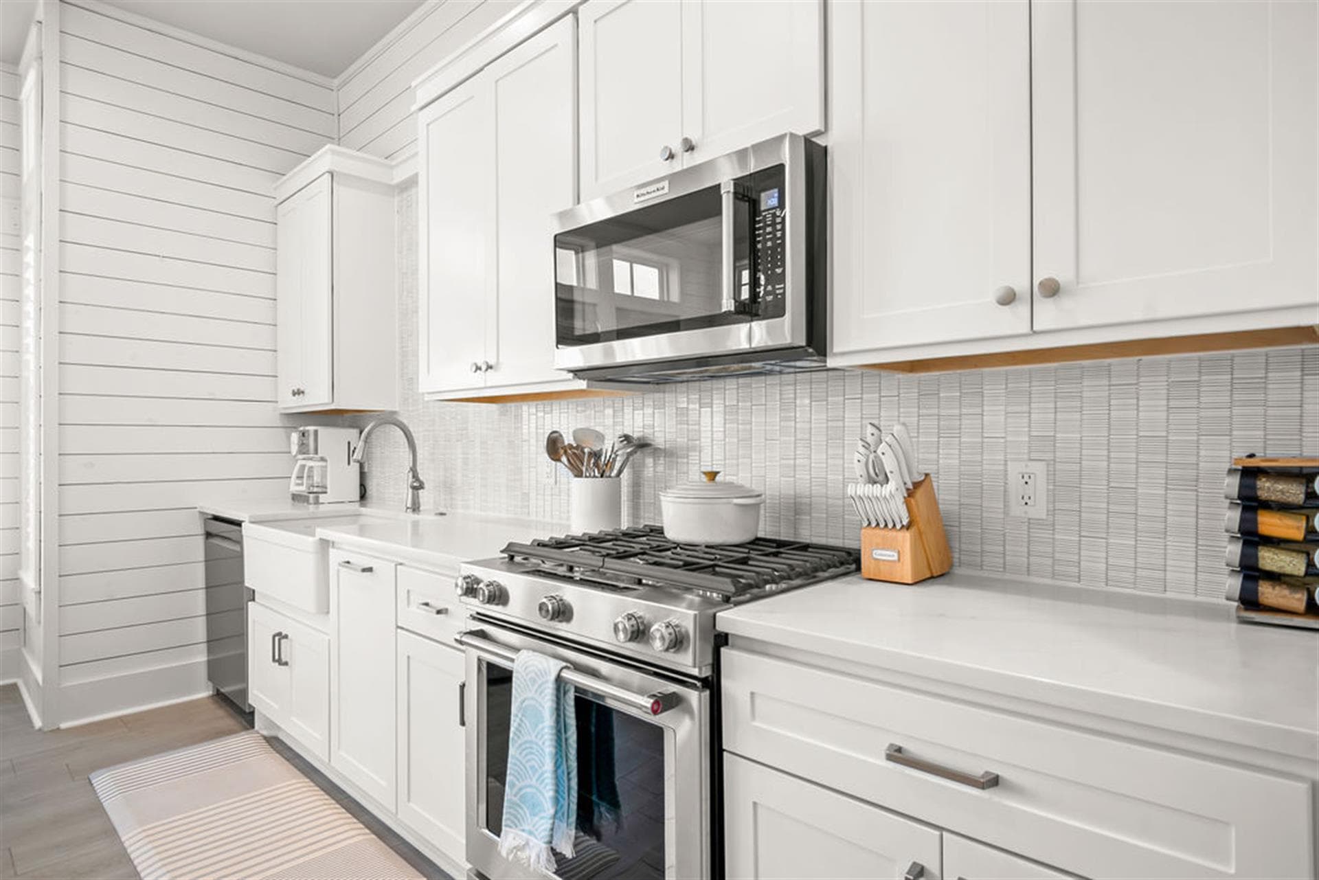 S'mores at the Shore - Image 9