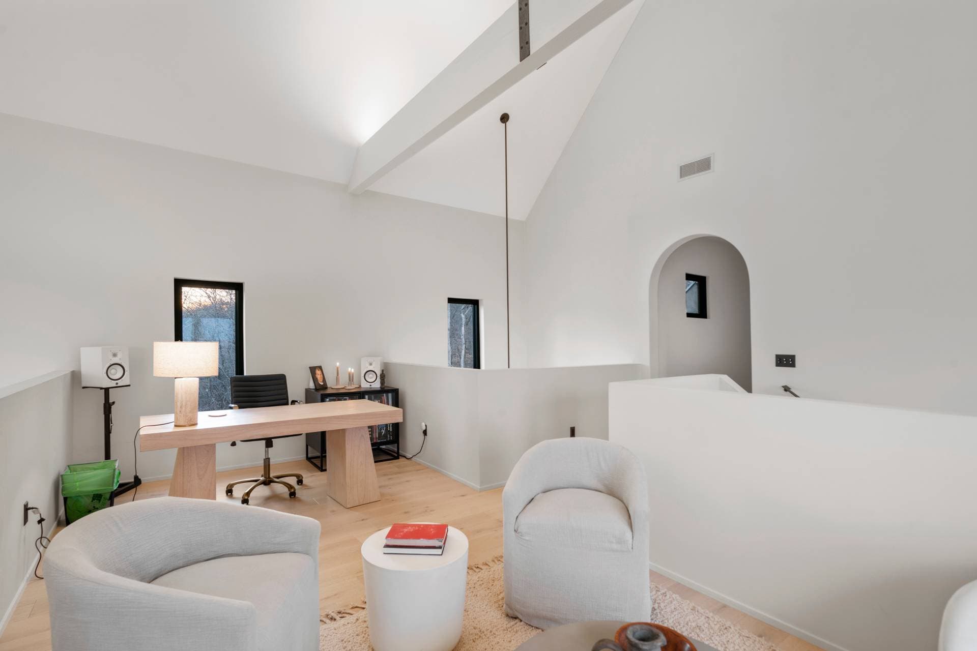 Hilltop Hideaway - Image 30