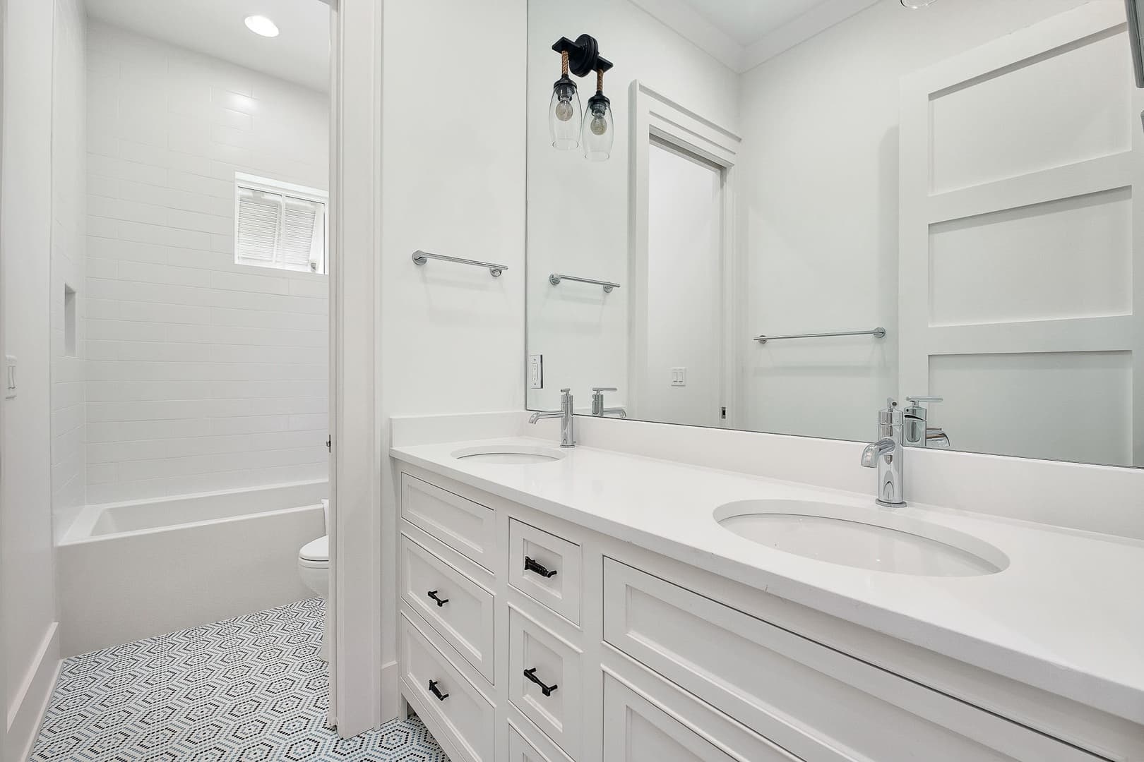 Sea Turtle Retreat - Image 25