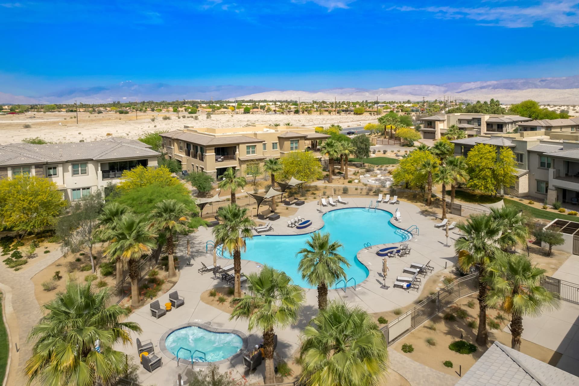 Stay Savvy in Palm Desert - Image 34