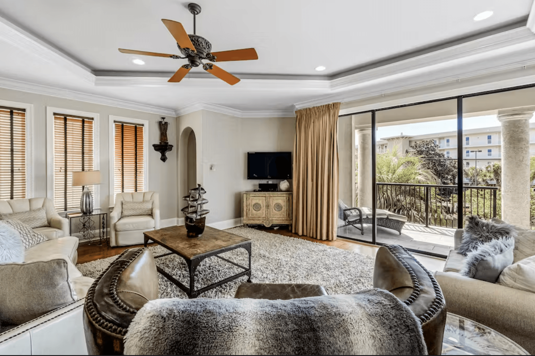 Villa by the Sea House - Image 4