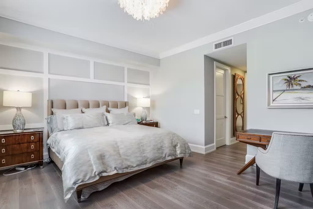 Naples Square Paradise - Image 10