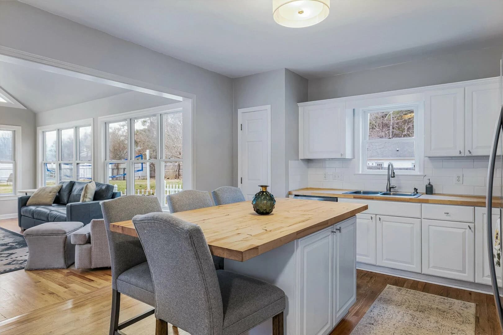 Creekside House - Image 12