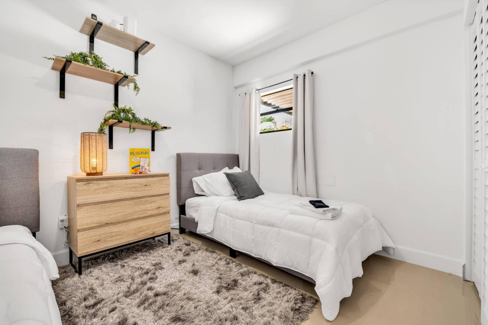 Urban Seaside - Image 20