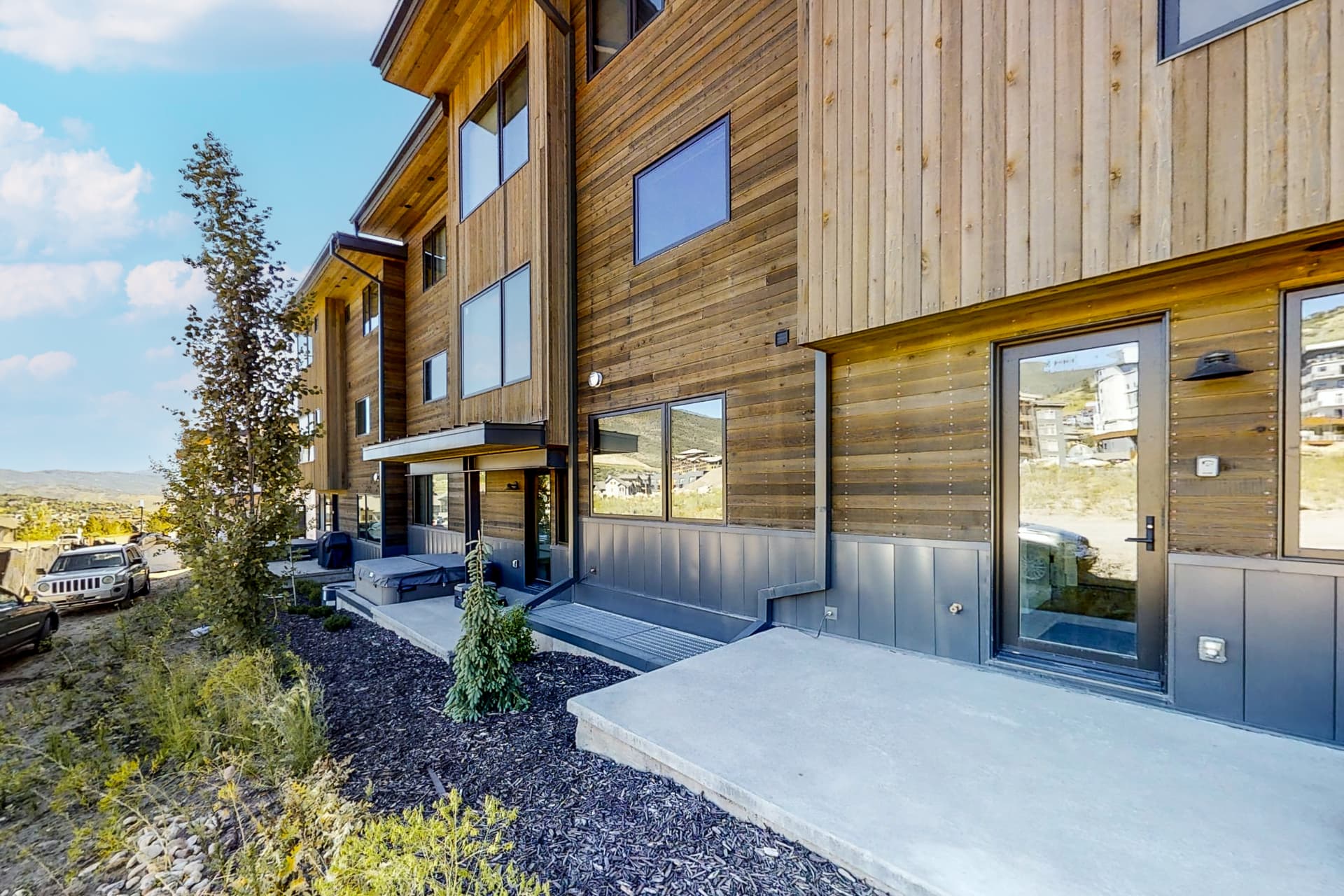 Ridgeline Oasis Place - Image 3