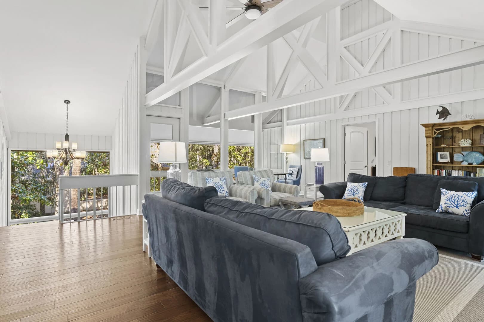 Pelican's Perch - Image 7