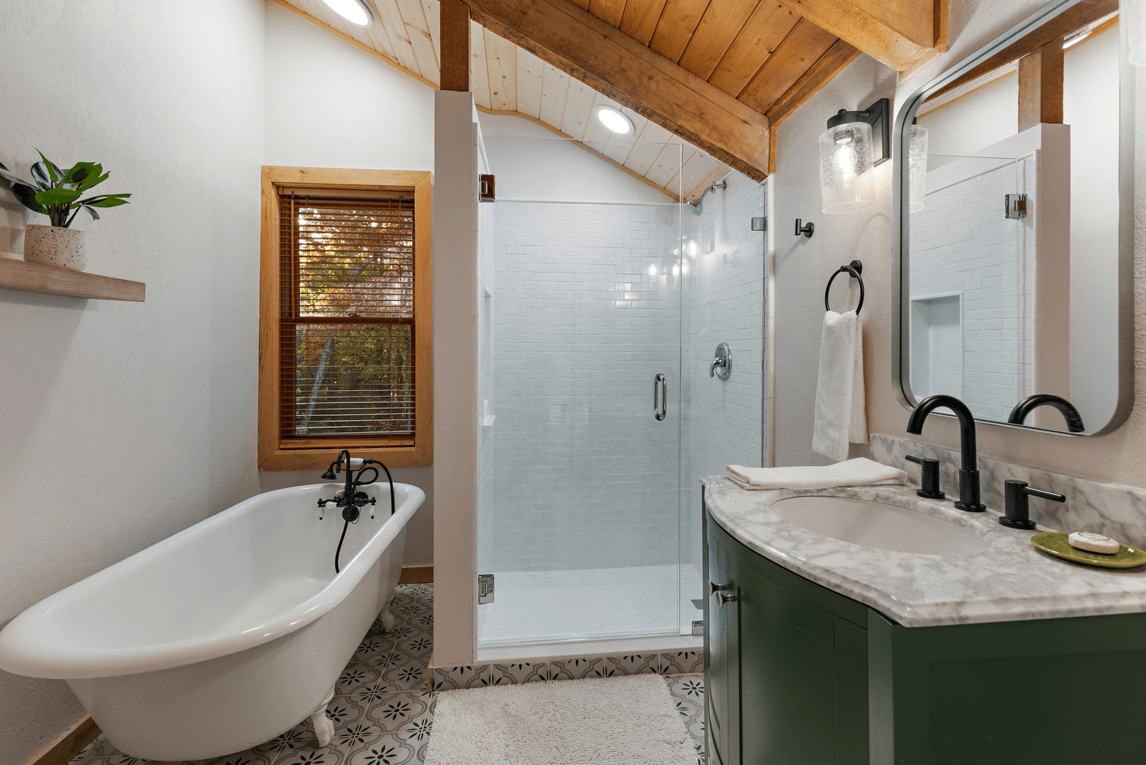 Foxtail Cabin - Image 27