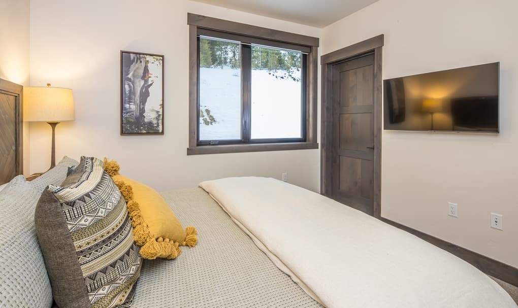 Mountain Lake Residence #403C - Image 10