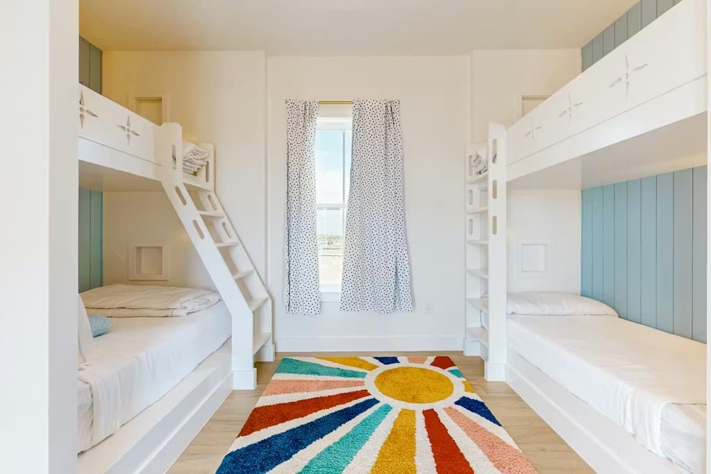 Sip Sip Hooray - Image 16