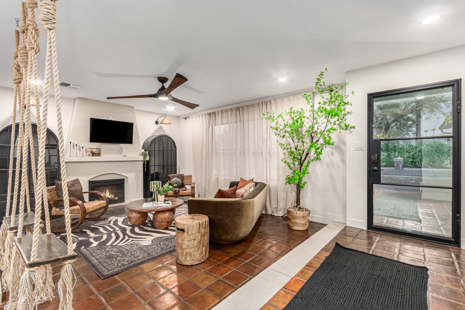 SolaNova Retreat - Image 3