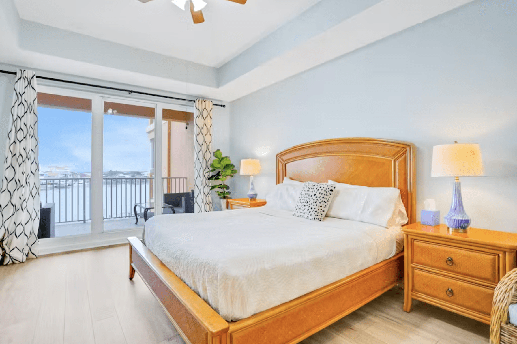 Harborview Grande Residence - Image 20