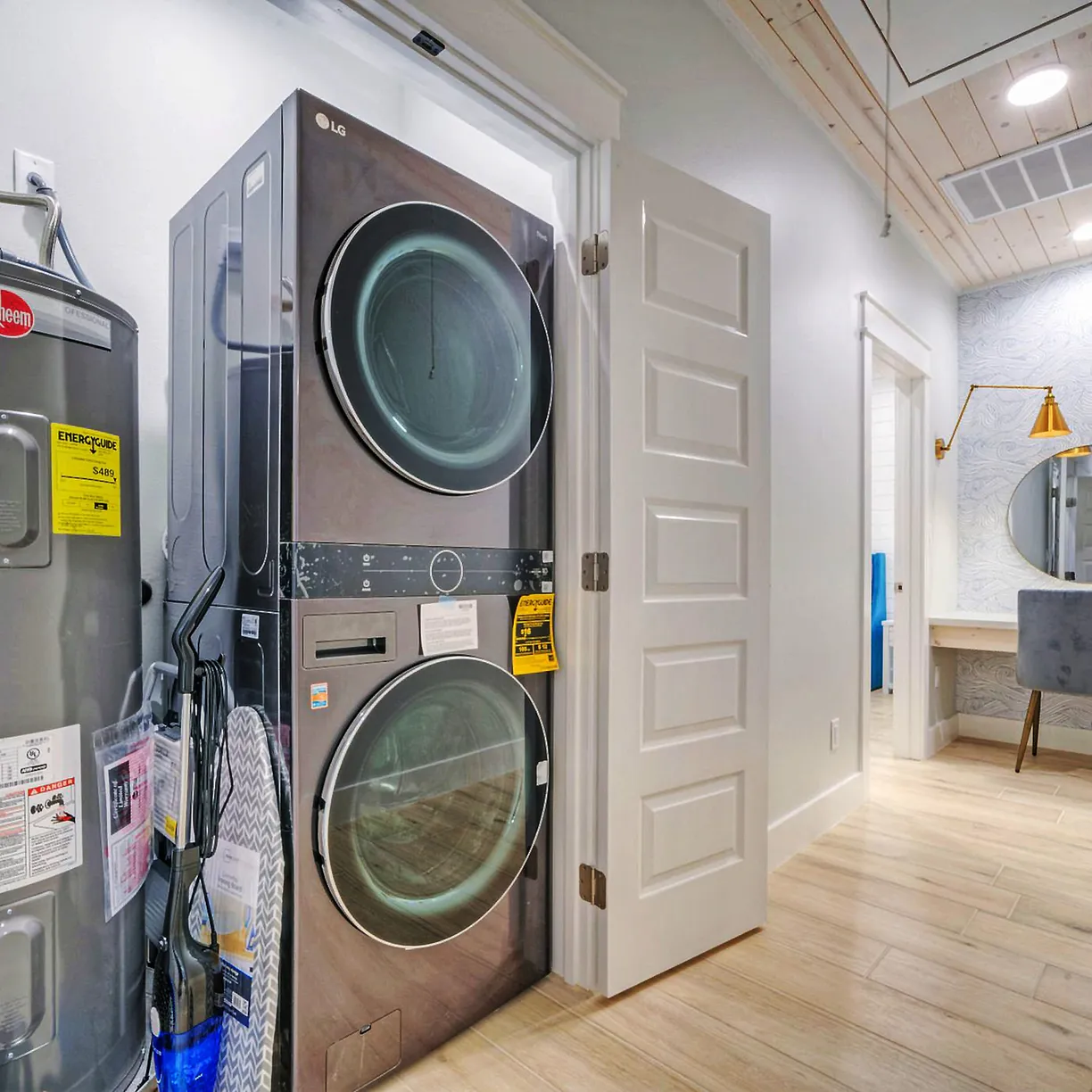 Swinging Easy - Image 16