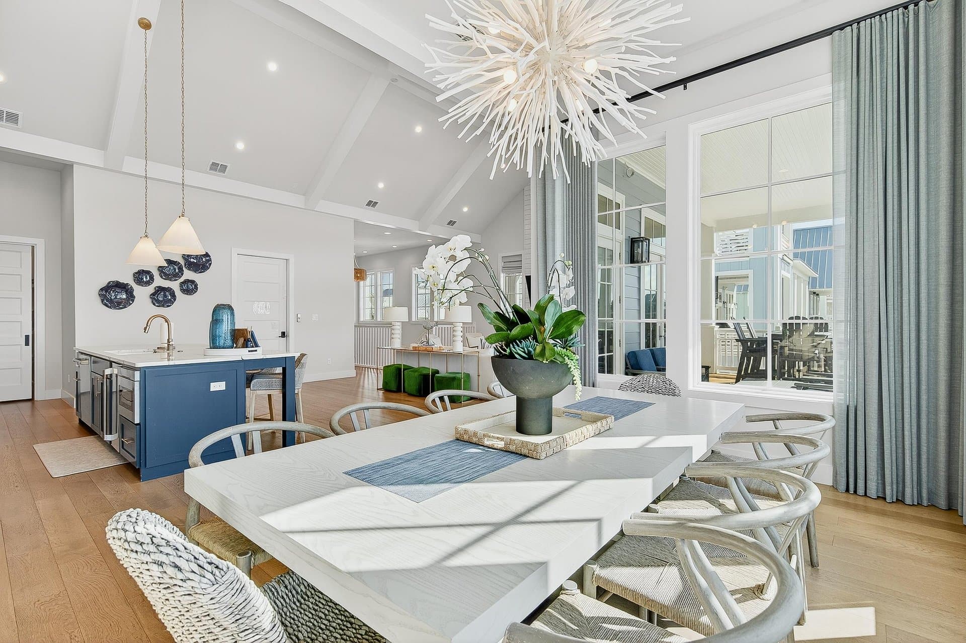 Uncharted - Image 13