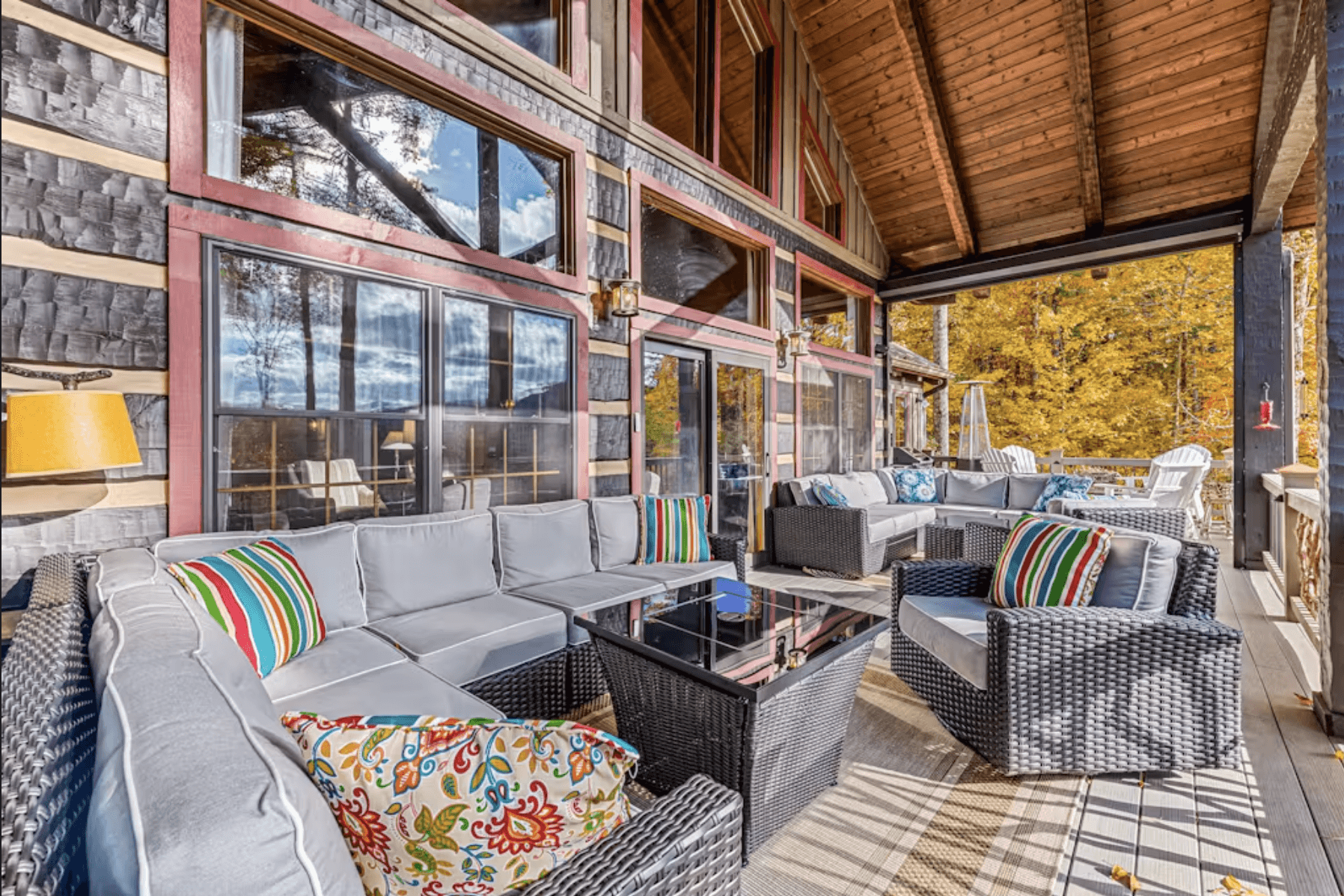 Sapphire Elegance - Image 7