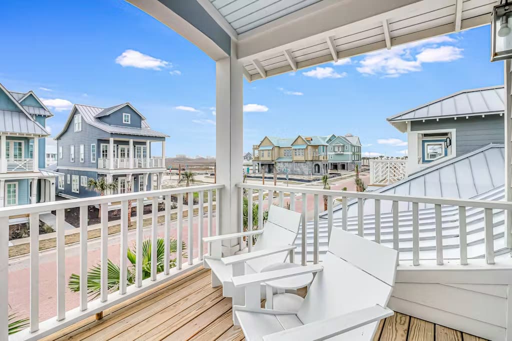 Beachin' Bungalow - Image 37