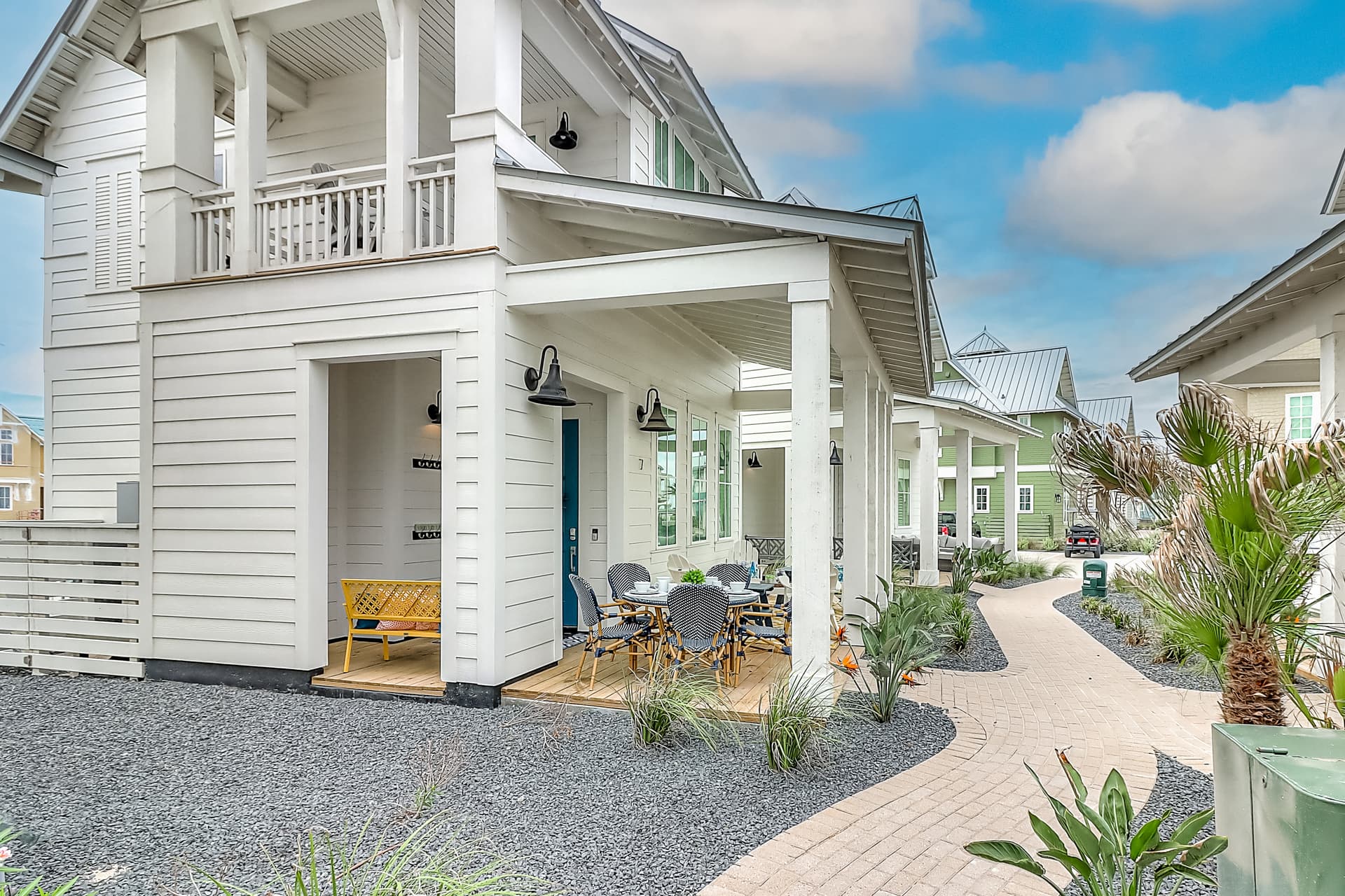 Barefoot Bungalow Home - Image 4