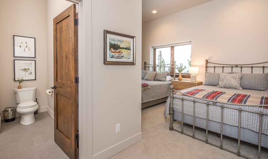 Diamond Hitch #116 - Image 24