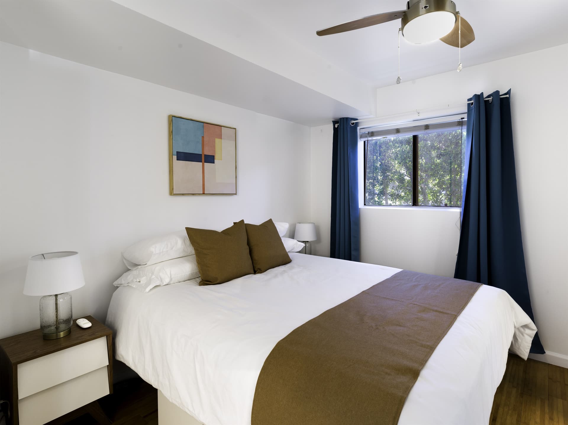 Bamboo Bungalow - Image 15