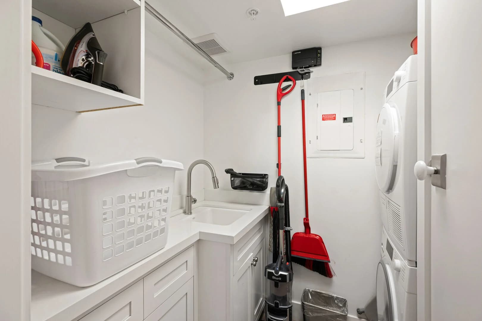 Oceanfront Retreat Three - Image 31