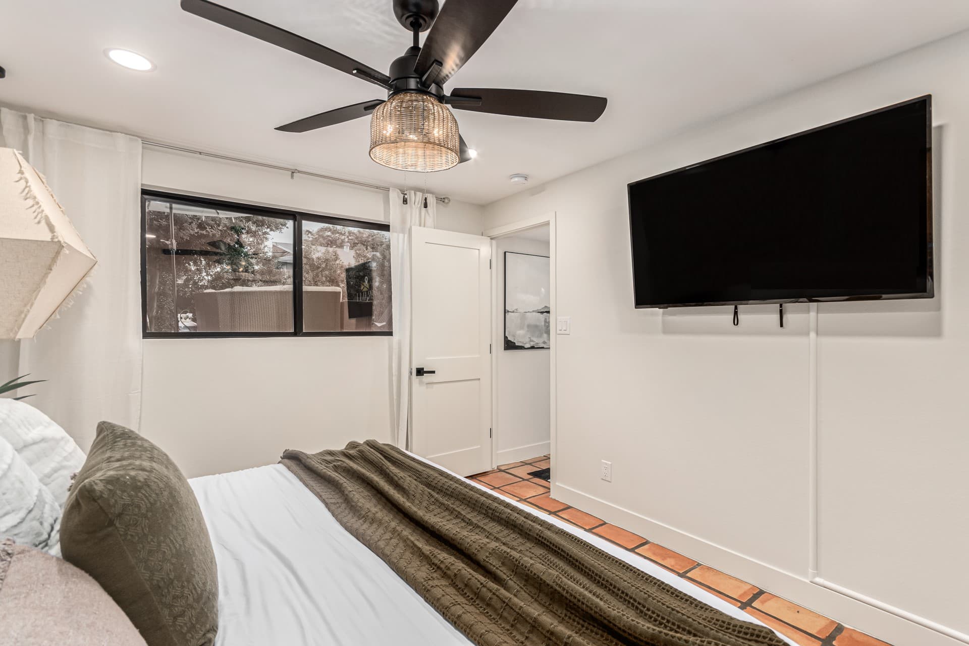 SolaNova Retreat - Image 16