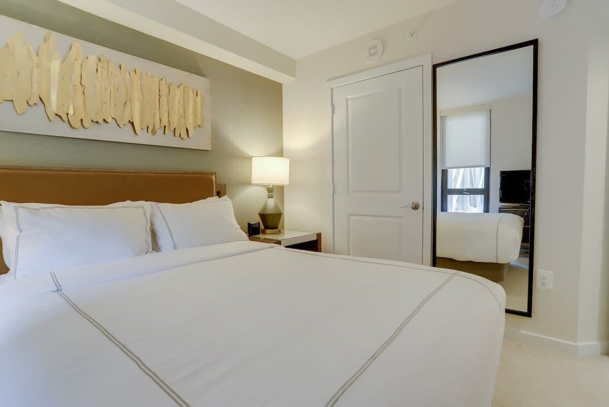 Tower Residence - Image 19