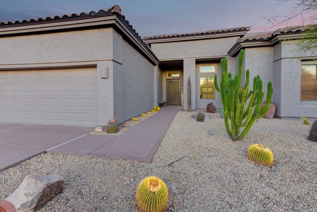 Luxury Scottsdale Retreat - Image 32