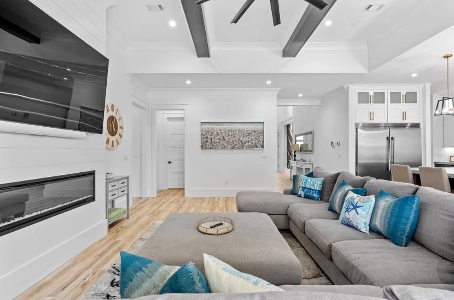 Happy by the Sea - Image 12