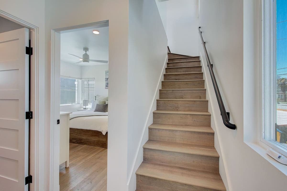 Sunset Paradise - Image 36