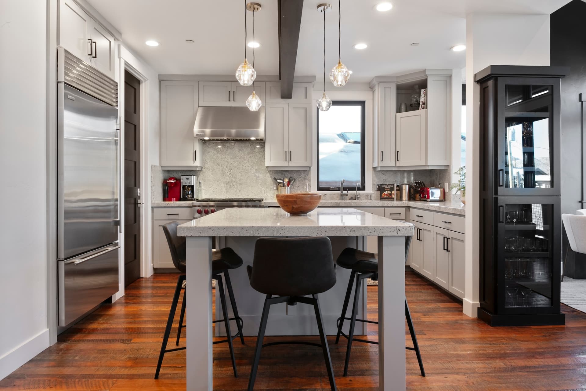 Empire Villa - Image 12