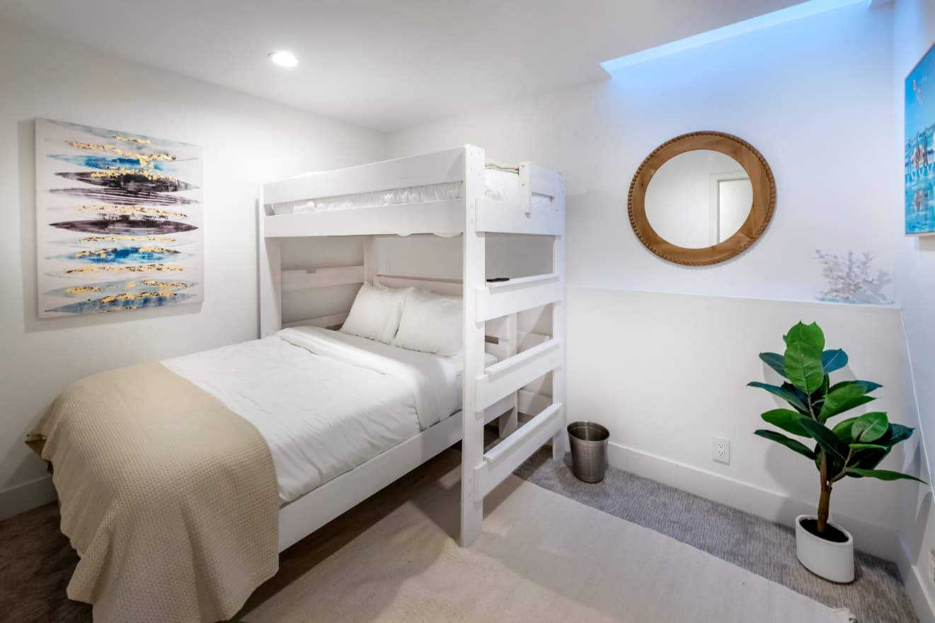 Reef Mall Villa - Image 50