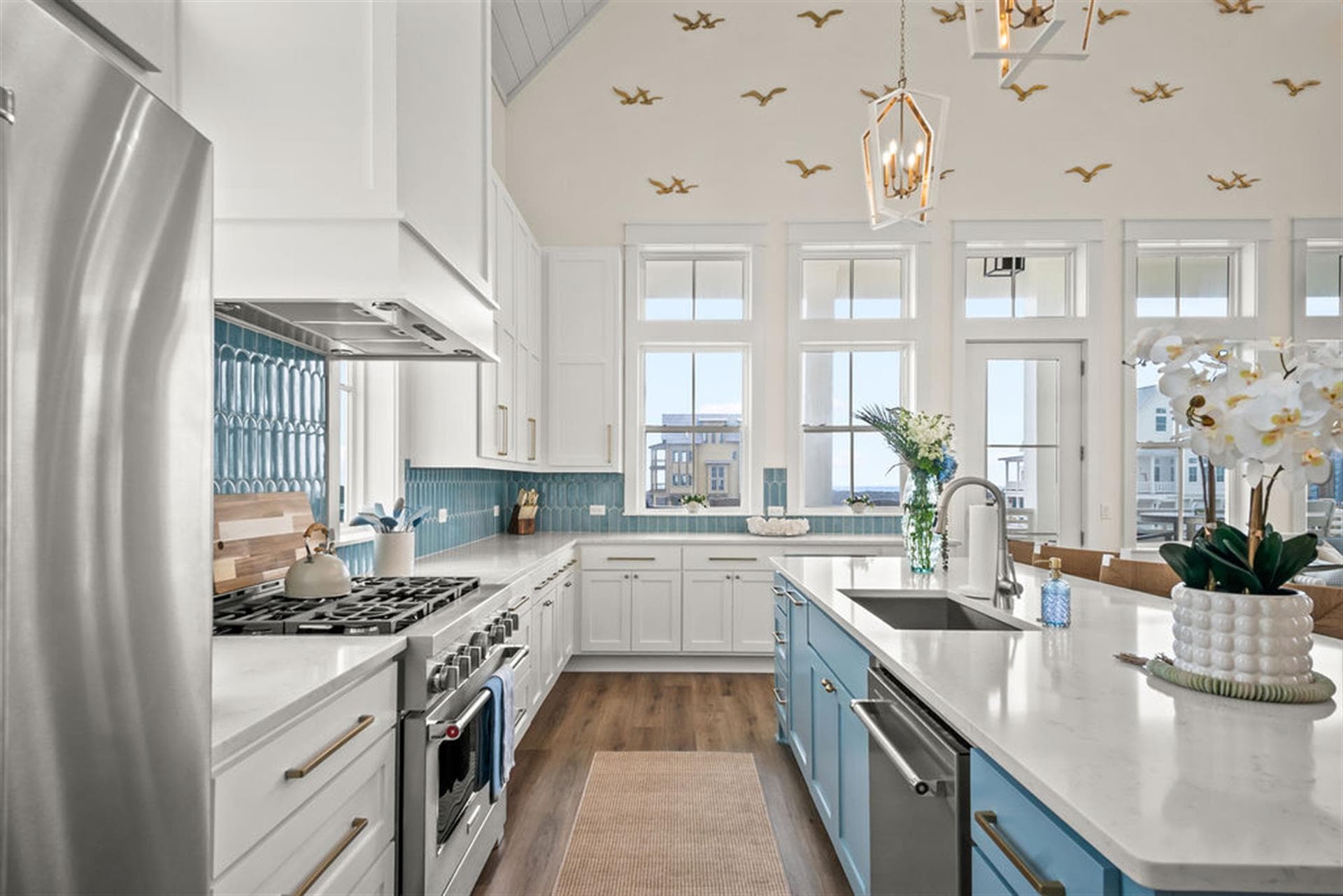 Ocean Paradise - Image 11