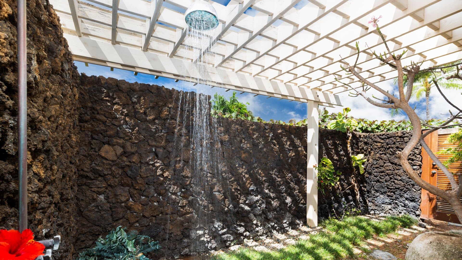 Hale Kanani - Image 40