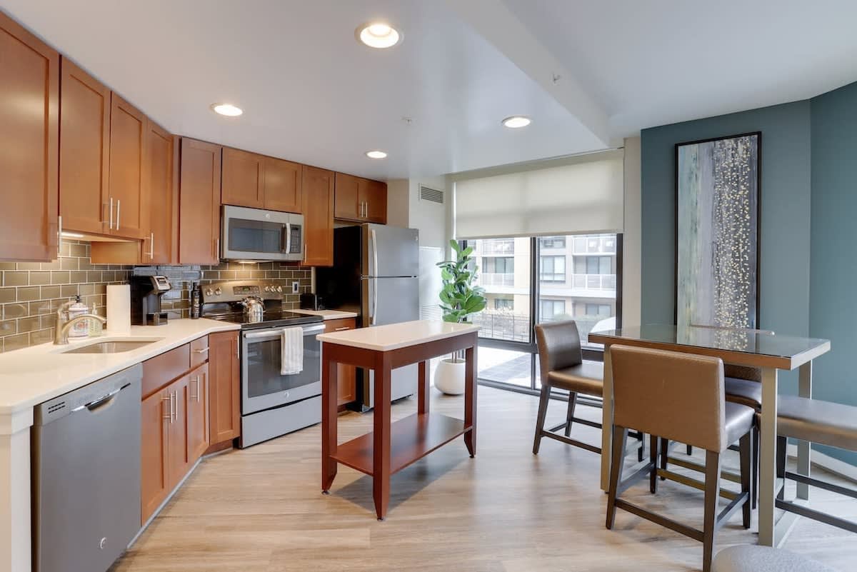 Quartz Residence - Image 3