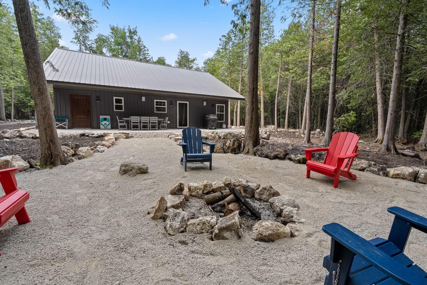 Point Beach Cottage - Image 3