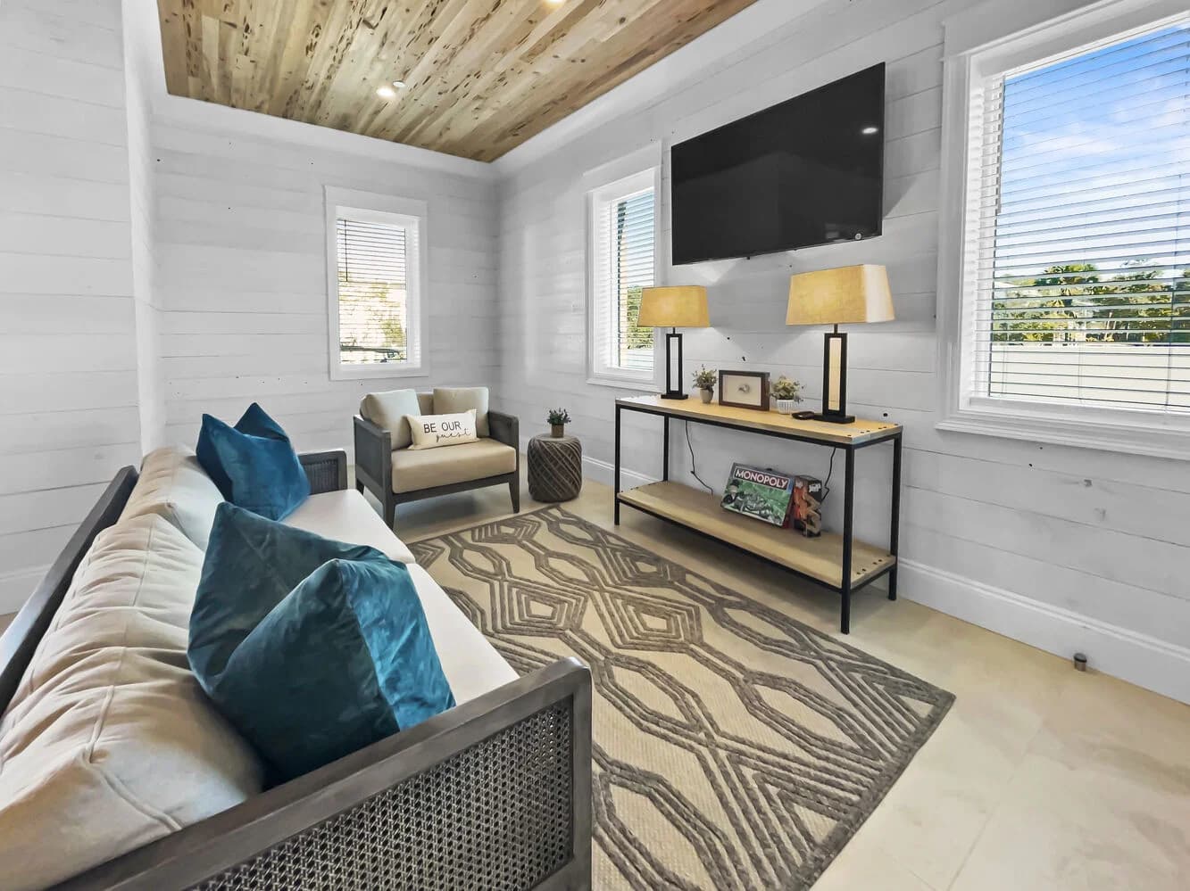 Summer Wind - Image 7