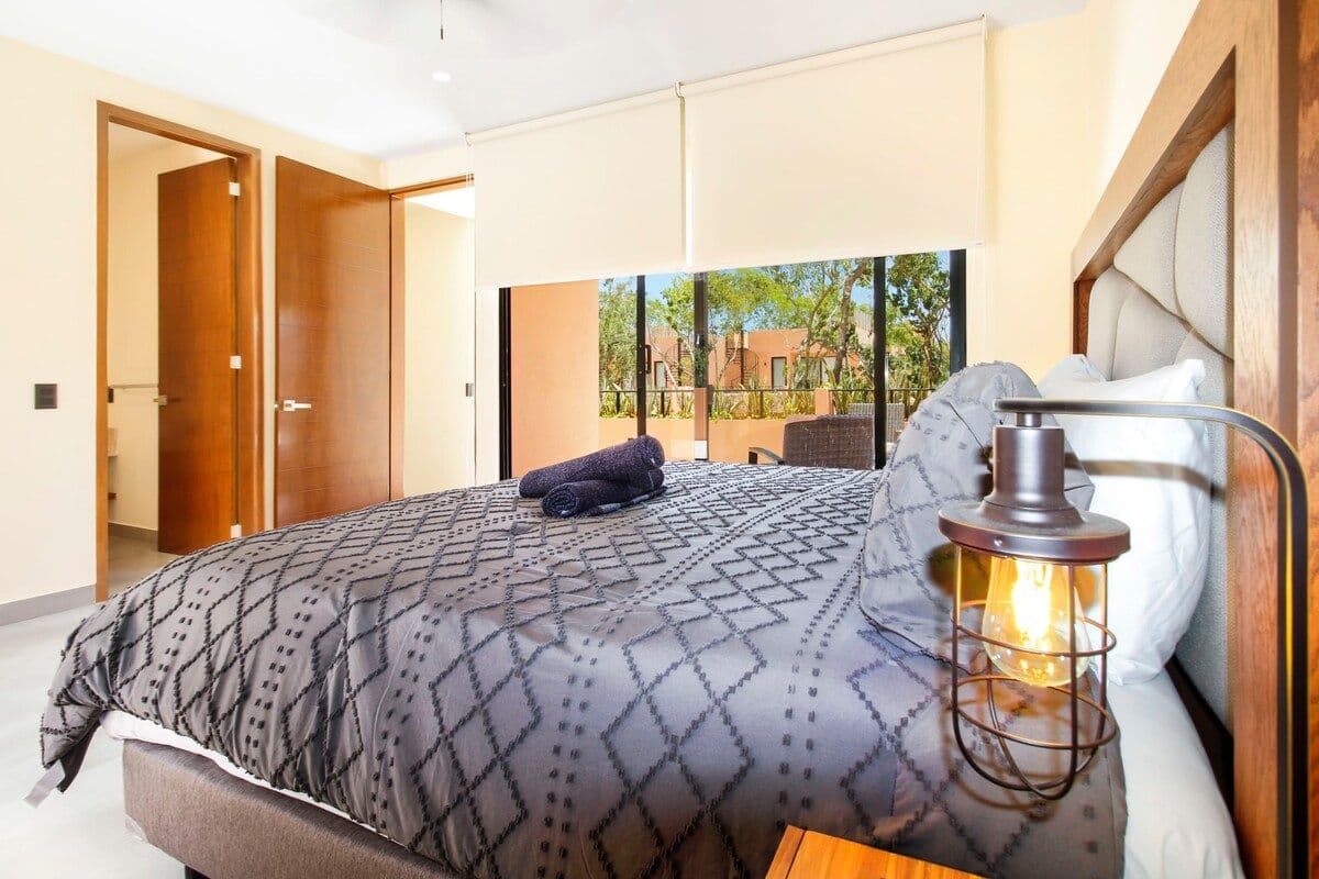 Bright Serenity Escape - Image 21