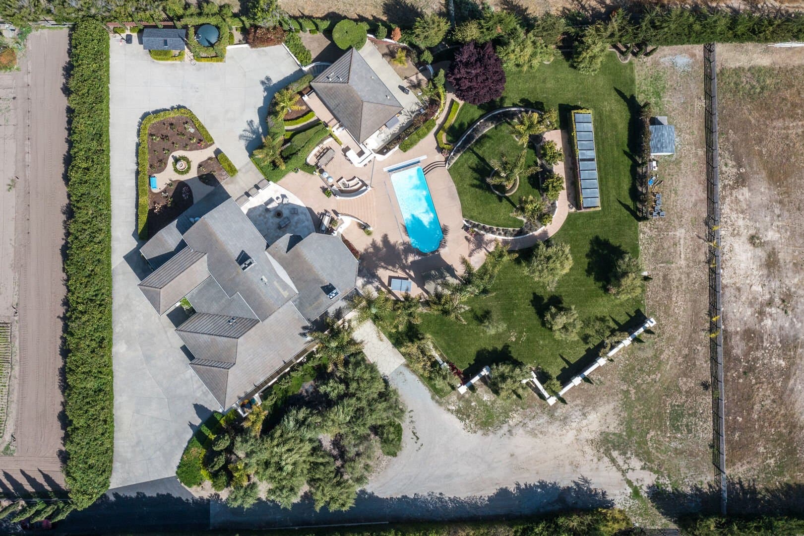 Cypress House - Image 3