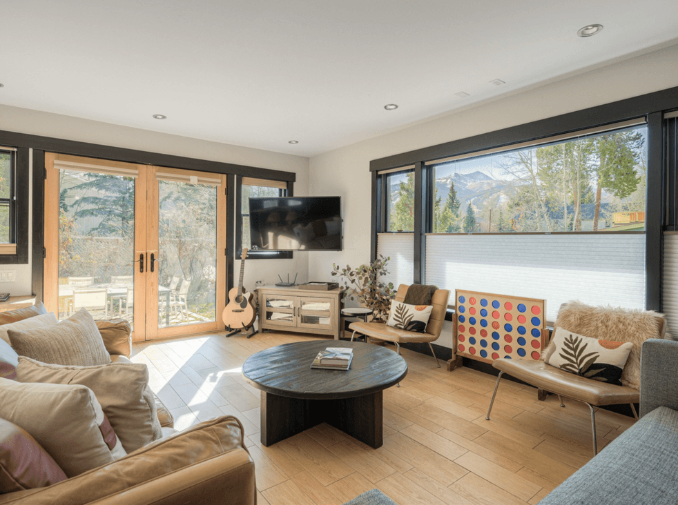 Skyfall Haus - Image 4