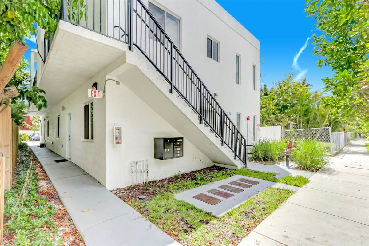 Wynwood Manor - Image 46