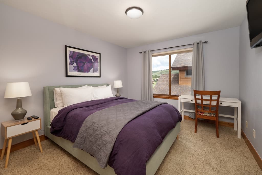 Everview Heights Townhouse - Image 12