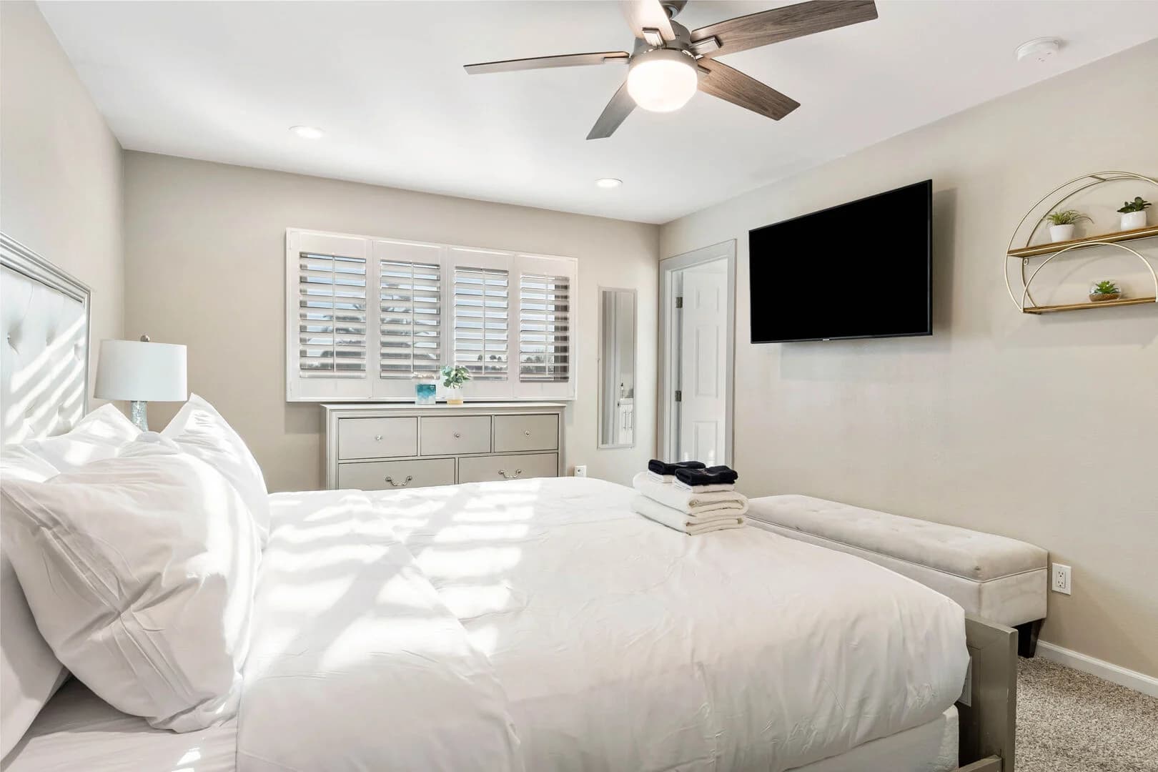 Paradise Escape - Image 22