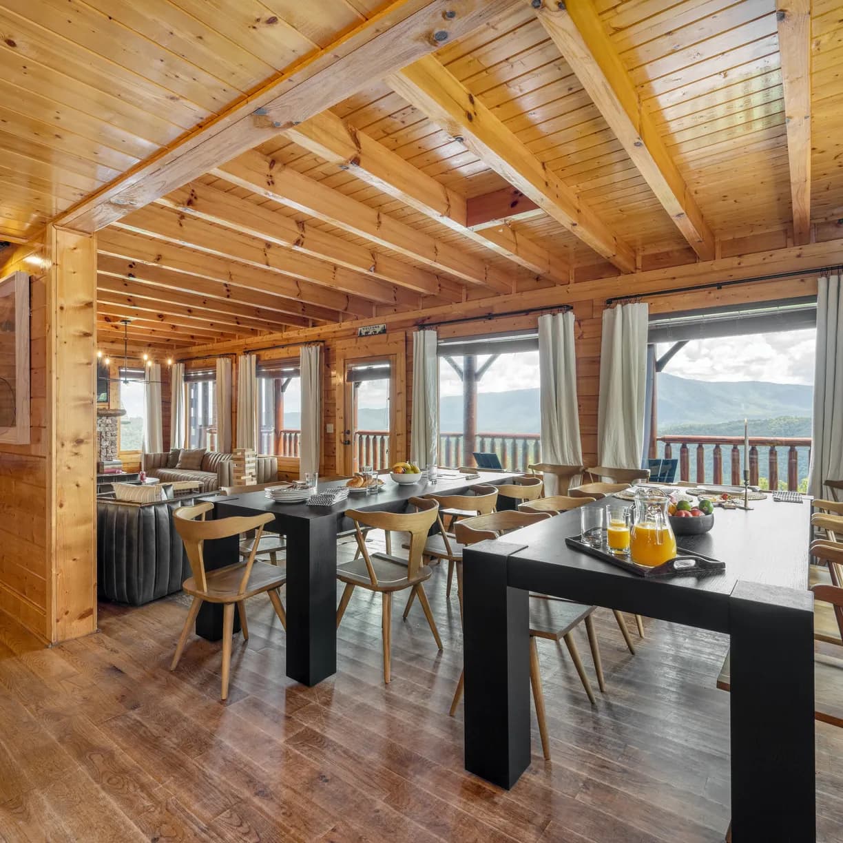 Delmont Manor - Image 12