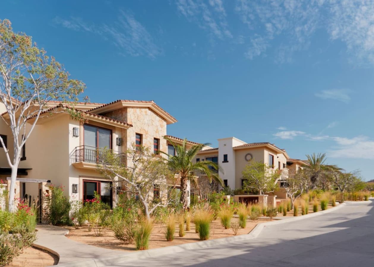 Golfer's Paradise - Image 36